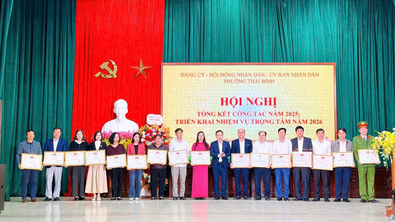  ĐẢNG UỶ - HĐND - UBND PHƯỜNG THÁI BÌNH TỔ CHỨC HỘI NGHỊ TỔNG KẾT CÔNG TÁC NĂM 2025 VÀ TRIỂN KHAI NHIỆM VỤ TRỌNG TÂM NĂM 2026 