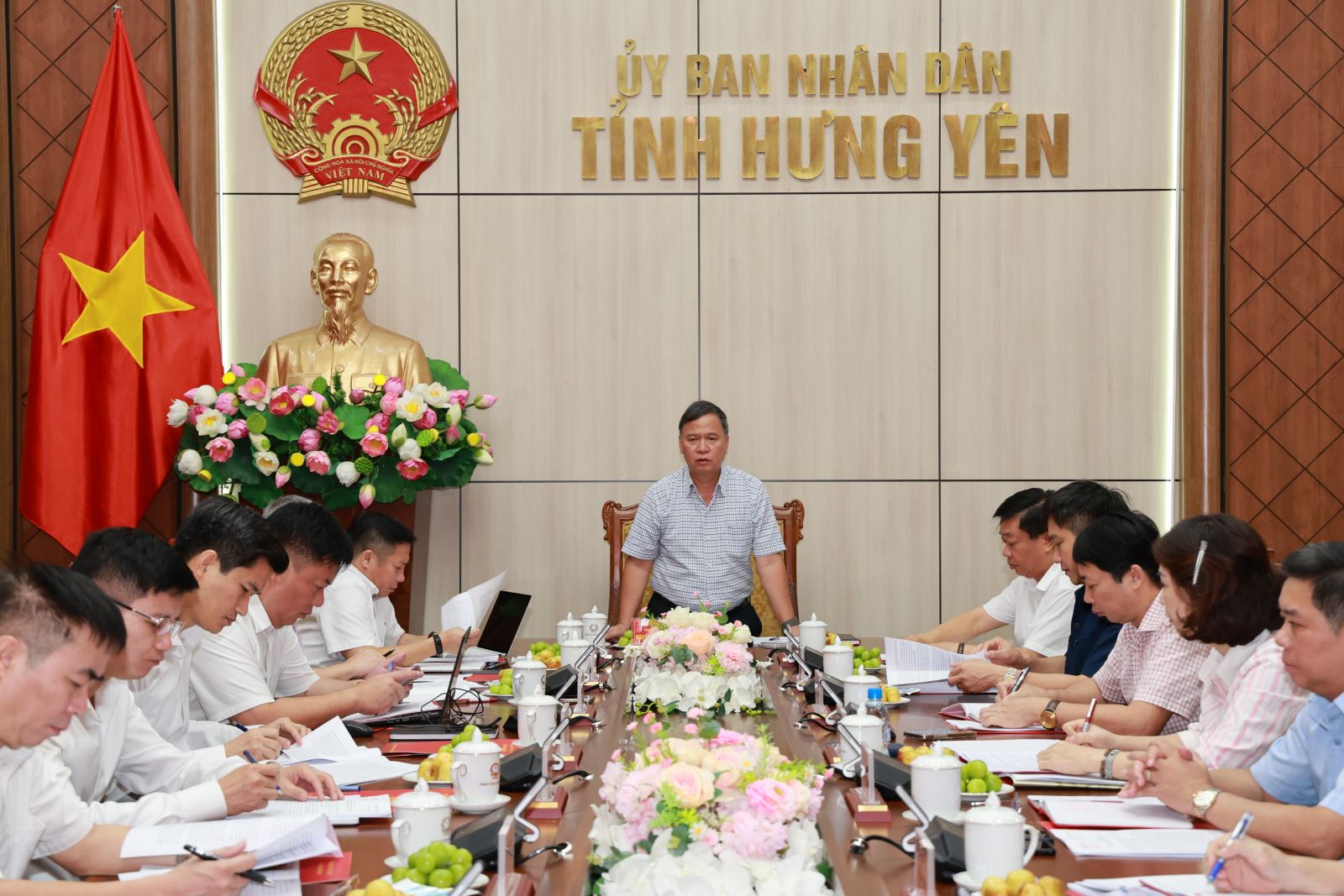  ĐỒNG CHÍ NGUYỄN MINH QUANG, PHÓ CHỦ NHIỆM ỦY BAN KIỂM TRA TRUNG ƯƠNG LÀM VIỆC VỚI ỦY BAN KIỂM TRA TỈNH ỦY HƯNG YÊN