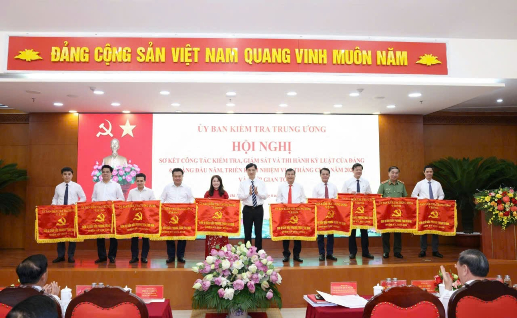  Hội nghị toàn quốc sơ kết công tác kiểm tra, giám sát và thi hành kỷ luật của Đảng 6 tháng đầu năm