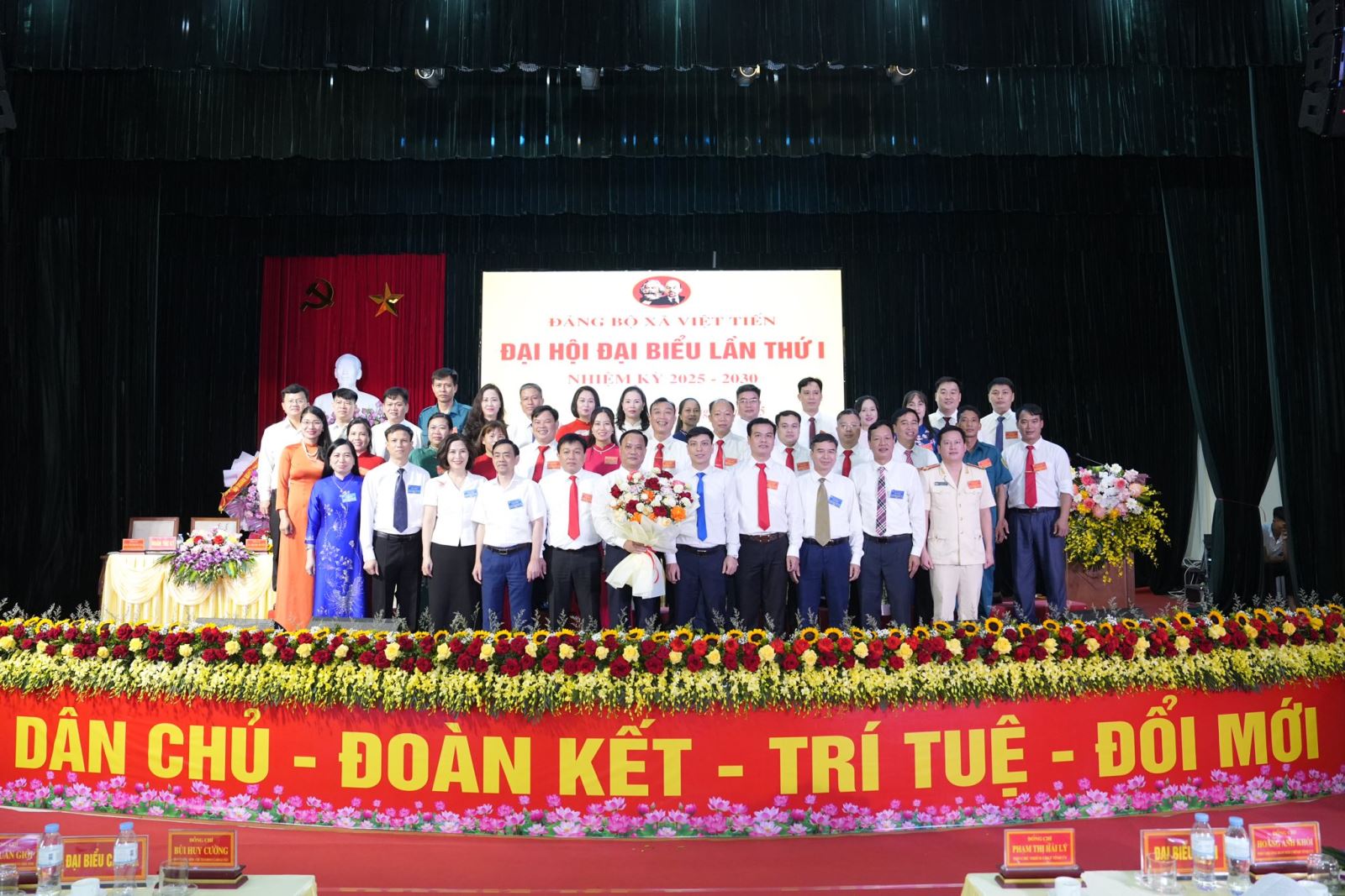  Đại hội Đại biểu Đảng bộ xã Việt Tiến lần thứ I, nhiệm kỳ 2025 – 2030